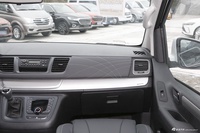 2023款上汽MAXUS G10 2.0T 手动多功能版 柴油 7座