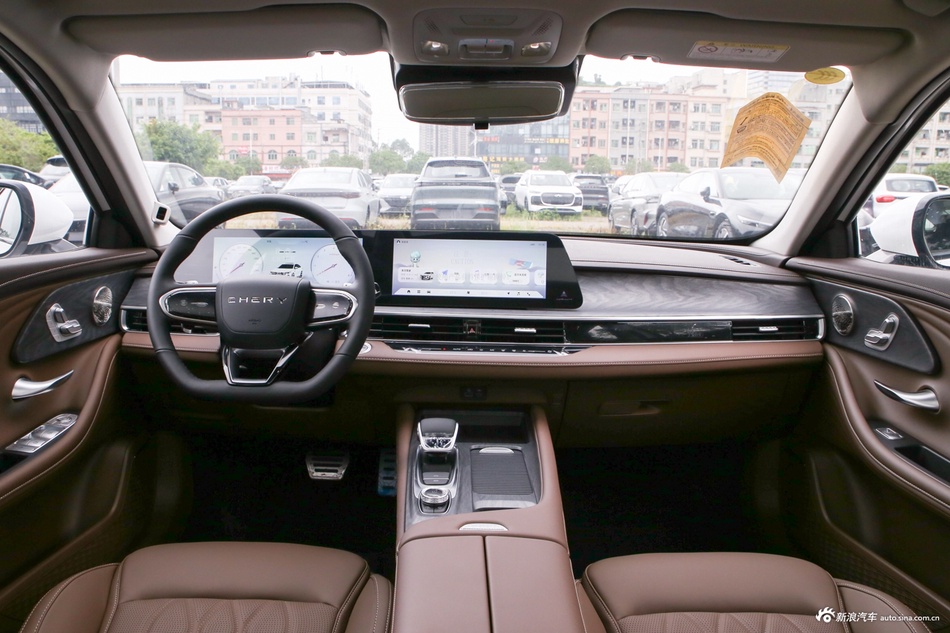 2025款艾瑞泽8 2.0T 自动御+