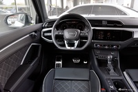 2025款奥迪Q3 Sportback quattro45周年典藏版 40TFSI 时尚型