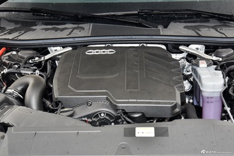 2025款奥迪A6L 改款 40 TFSI 豪华动感型