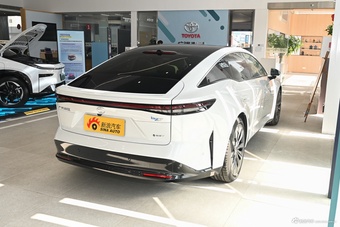 2026款铂智7 高配