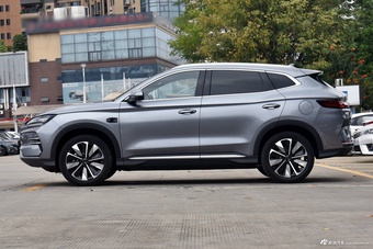 2025款宋PLUS EV 智驾版 520km 豪华型