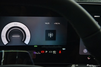 2025款奥迪Q6L e-tron 超长续航版