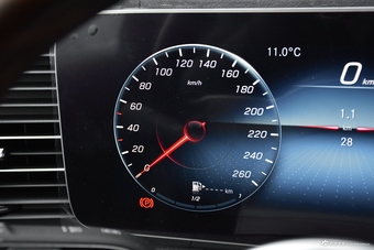  2020款奔驰GLS级3.0T 450 4MATIC豪华型