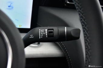 2025款红旗H5 PHEV 130 超混版