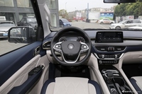 2021款大将军2.0T装甲大将军自动四驱休闲版尊享型标箱