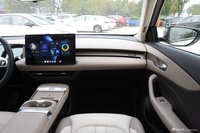 2025款MG ES5 525max 后驱智驾版