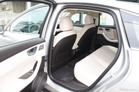 2023款荣威D7 DMH 125km 卓越版