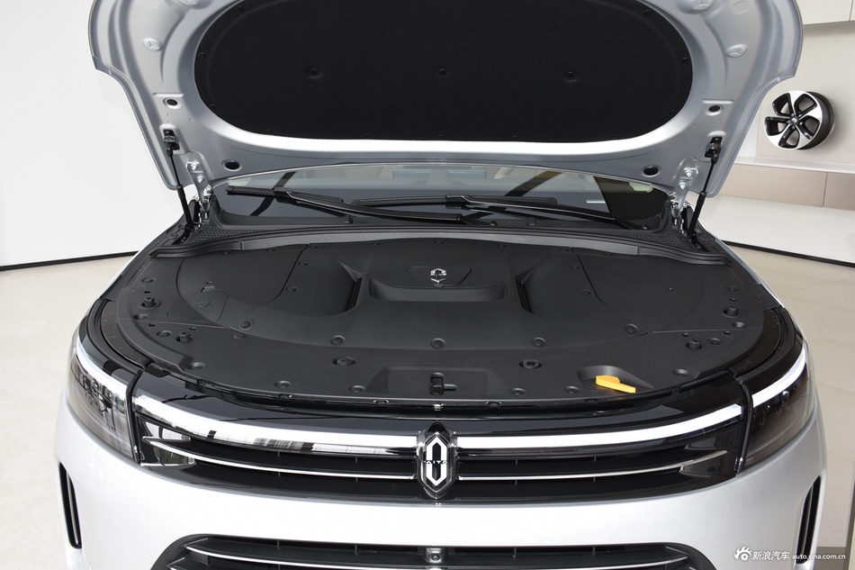 2024款问界M7 1.5T 两驱Plus版 5座