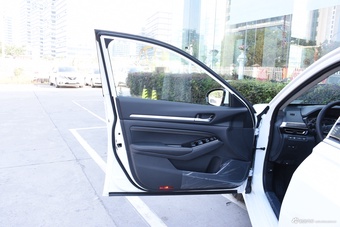 2024款天籁 2.0L XE 真心版