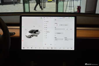 2021款Model 3 标准续航后驱升级版