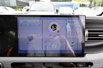 2025款北京BJ40e 魔核电驱进阶版