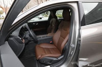 2021款沃尔沃V60 B5 智远豪华版