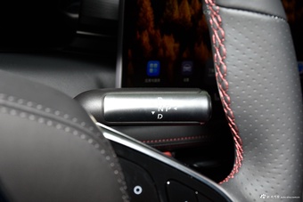 2025款问界M5 增程 Ultra 后驱版