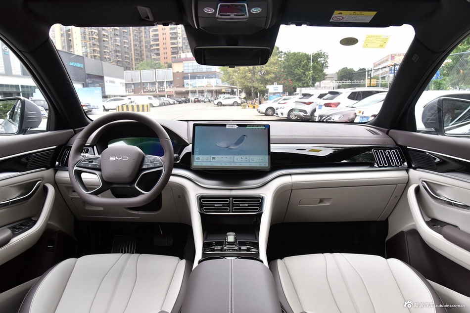 2025款宋PLUS EV 智驾版 520km 豪华型