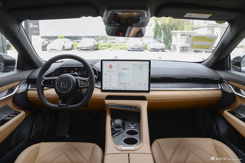 2022款ZEEKR 001 超长续航双电机 ME版