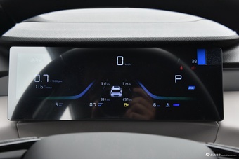 2025款博越L 第四代 1.5TD DCT 扬帆