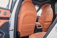 2024款哪吒L 增程版 220 闪充版