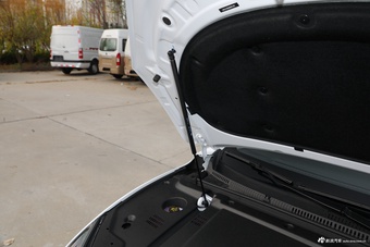 2021款羿 500km闪耀豪华 长续航版