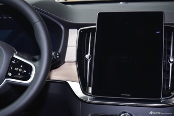 2025款沃尔沃XC90改款 B6 智远豪华版 6座
