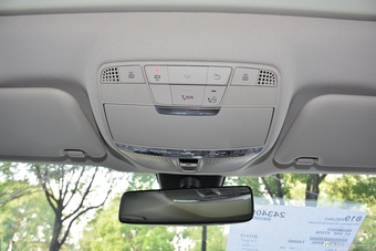 2022款奔驰E级 改款 E 300 L 豪华型