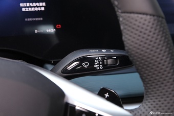 2026款MG7 1.5T 300 DCT优雅版