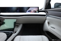 2022款智己L7 天使轮版