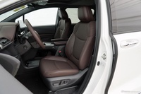 2026款格瑞维亚 2.5L混动 尊爵MAX四驱版