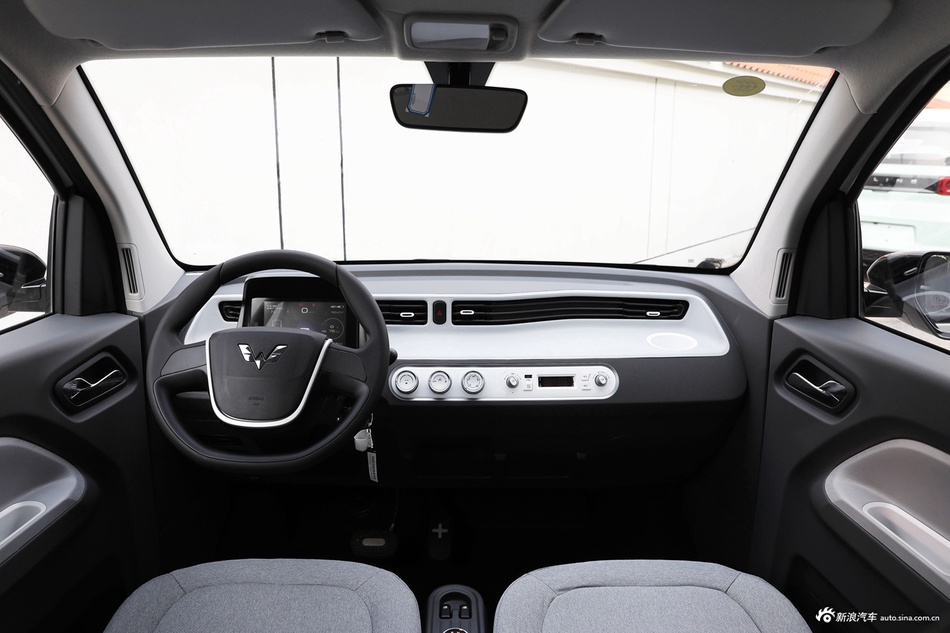 2021款宏光MINIEV 马卡龙臻享款 磷酸铁锂