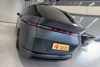 2026款小鹏X9 增程版 1602 Ultra