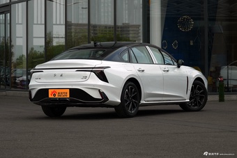 2026款红旗H6 2.0T 致远版