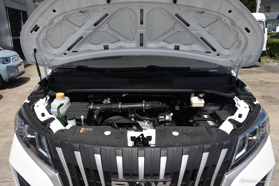 2023款王牌M7 2.0L 长轴创富型 7座