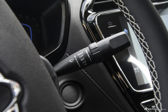 2019款长安欧尚A800 1.6L手动舒适型 国VI