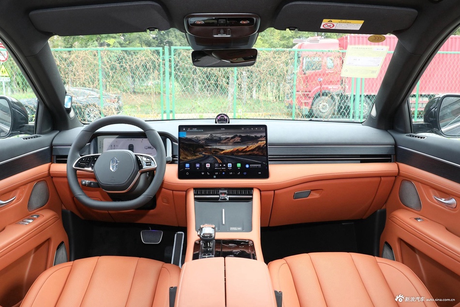 2024款问界M7 1.5T 智驾后驱Pro版 5座