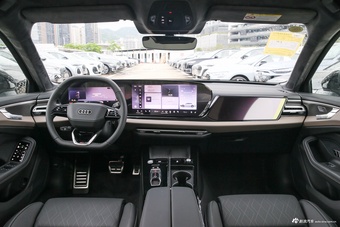 2026款奥迪A6L 3.0T quattro 旗舰型