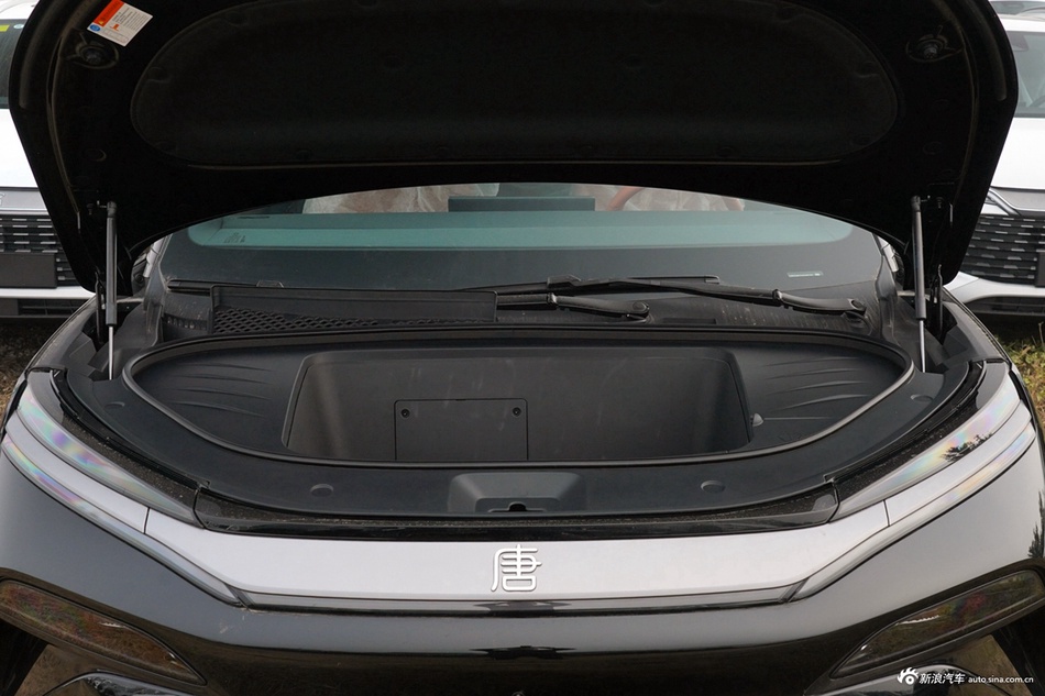 2025款唐L EV 670KM激光雷达尊享型