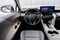 2022款凌放HARRIER 双擎 2.5L CVT四驱尊享版