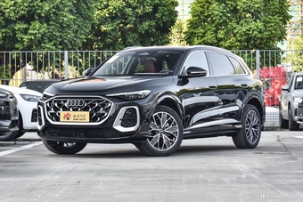 2022款奥迪Q5L 40T 时尚动感型图片