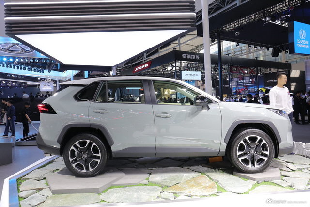 RAV4荣放