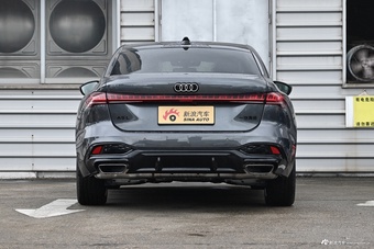 2026款一汽奥迪A5L 2.0T 运动版