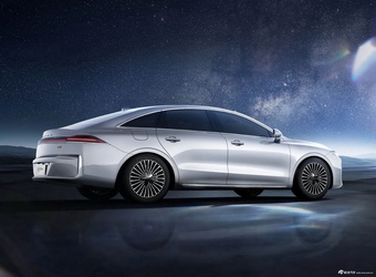 2025款荣威M7 DMH 1.5T标准版 官图