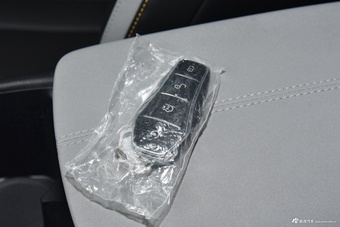 2025款海狮05 DM-i 智驾版 75KM尊贵型