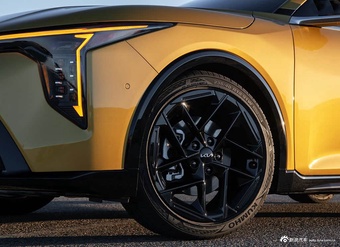 2026款起亚K4 Hatchback 官图