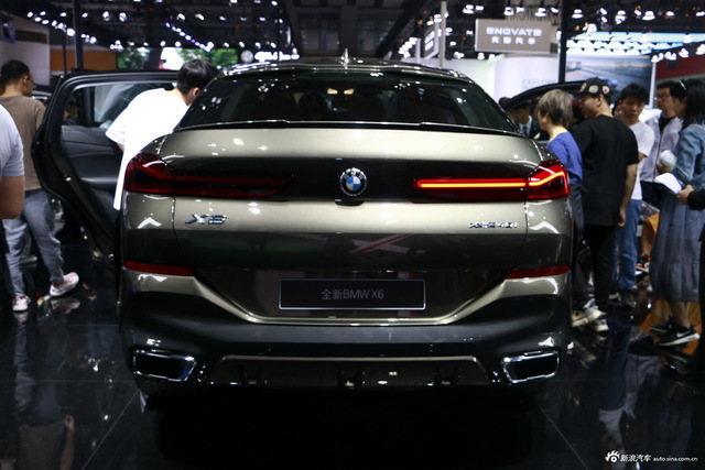 宝马X6