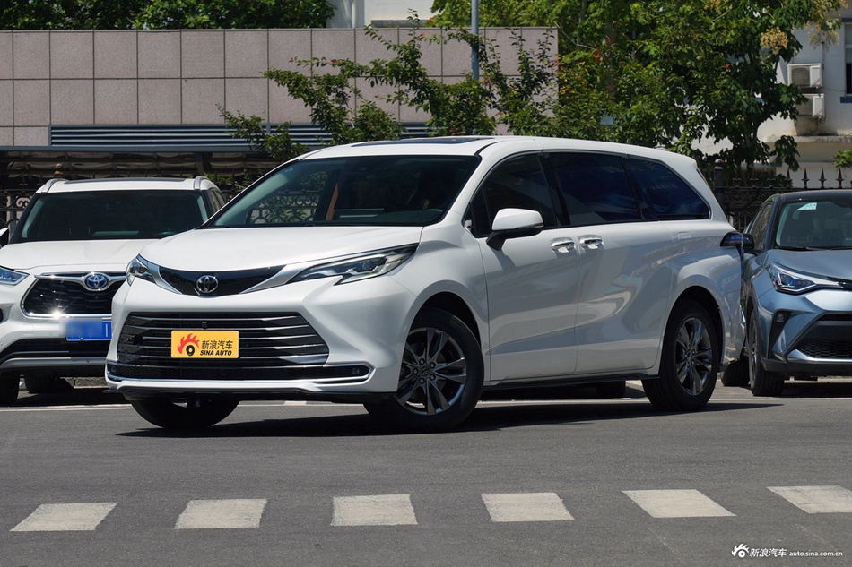 2027款赛那SIENNA 2.5L 双擎四驱臻享版
