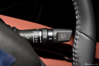 2024款长安CS75 PLUS 第三代 冠军版 1.5T 智驾劲航型