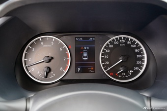 2025款轩逸 1.6L 真心版
