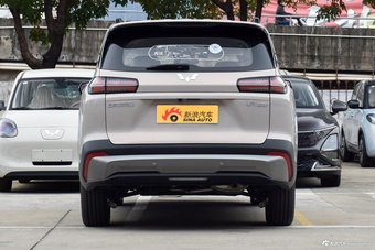 2026款五菱星光560插电 125km 豪华型