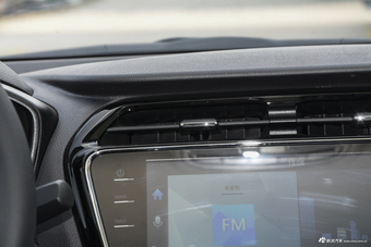 2019款长安欧尚A800 1.6L手动舒适型 国VI