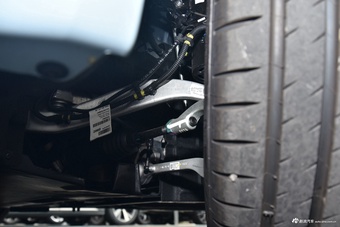 2025款凯迪拉克CT5 28T 赛道性能版